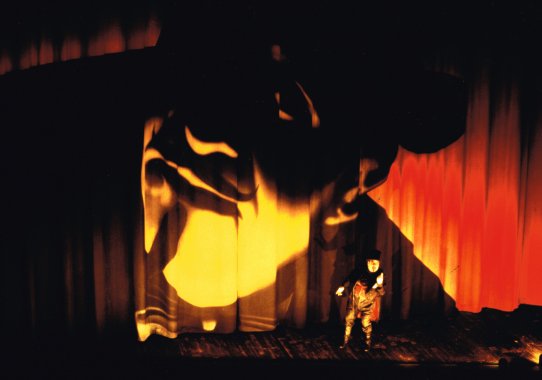Mario and The Magician